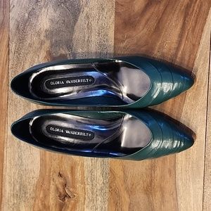 Gloria Vanderbilt Green Heels